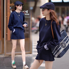 批发孕妇入秋高级感穿搭女洋气拼接长袖卫衣女高腰开叉秋<b class='q'>冬</b>短裙两件套