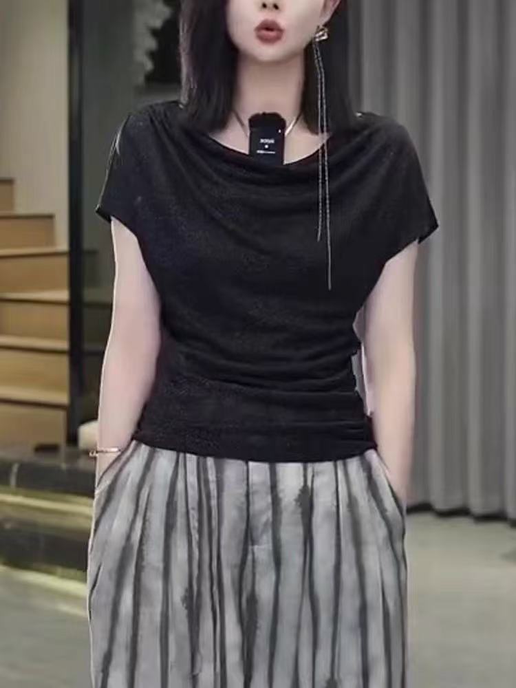 유럽 상품 고급 검정색 라운드 넥 패션 슬림해 보이는 반팔 티셔츠 여성 2026 여름 새로운 빛 럭셔리 고급 센스 맨위