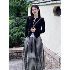 批发韩系独特漂亮黑色针织衫两件套装裙女2026<b class='q'>新款</b>早秋减龄穿搭一整套