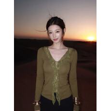 批发优雅风V领荷叶边设计绿色上衣女秋季新款辣妹修身显瘦长袖<b class='q'>蕾丝</b>衫