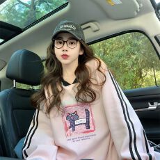 批发仿华棉复牛奶丝/后包领粉色V领设计感卫衣女潮牌宽松运动风<b class='q'>上衣</b>