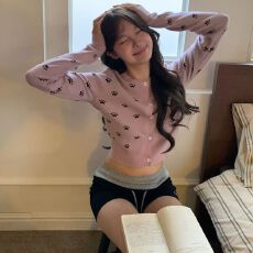 批发美式复古甜美狗爪圆领针织衫女秋季新款百搭毛衣上衣