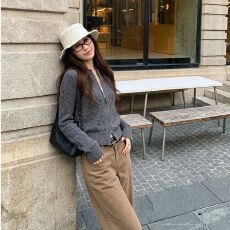 批发【内附实物图】 绞花拉链<b class='q'>短</b>款毛衣<b class='q'>外套女</b>秋季显瘦针织开衫