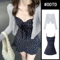 批发法式蓝色碎花吊带连衣裙<b class='q'>女</b>夏季2026新款小个子一套装穿搭高级短裙