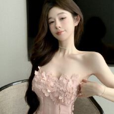 批发粉色流苏花朵吊带背心女夏纯欲辣妹一字肩抹胸小上衣泰式绝美
