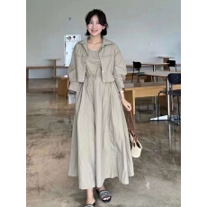 批发韩国东大门时尚简约纯色口袋风衣短外套+<b class='q'>无袖</b>A字背心连衣裙两件套