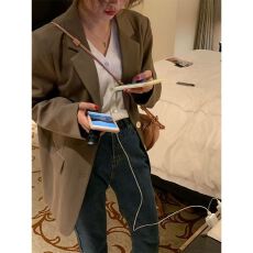 批发秋冬季<b class='q'>韩版</b>宽松设计感高级咖色小西装外套女