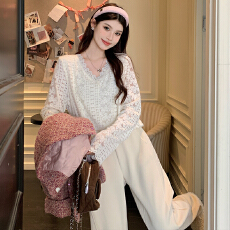 批发大码女装冬季小香风夹棉外套大码<b class='q'>蕾丝</b>打底衫大码加绒裤子三件套