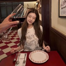 批发早安樊樊「新年小马」100绵羊毛重工刺绣显瘦正肩针织短袖上衣女