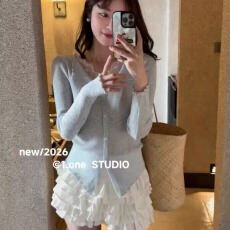 批发法式浪漫蕾丝花边拼接假两件针织<b class='q'>开衫</b>春季<b class='q'>女</b>装甜美木耳边修身上衣