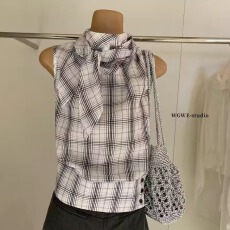 批发法式三角围巾背心女宽松<b class='q'>格子</b>衬<b class='q'>衫</b>2026新款气质收腰设计感无袖上衣
