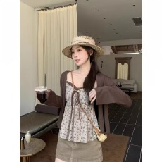 批发碎花蝴蝶结系带背心吊带女简约百搭喇叭袖开衫外套两件<b class='q'>套装</b>春