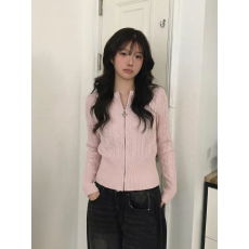 批发粉色绞花拉链毛衣外套<b class='q'>女装</b>春季修身显瘦圆领短款针织开衫内搭上衣