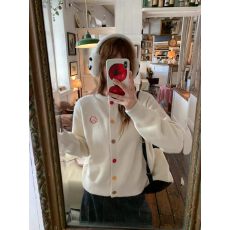 批发复古小狗刺绣彩扣<b class='q'>针织</b>开衫女2026秋冬新款宽松百搭显瘦毛衣外套潮