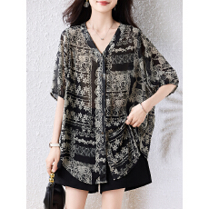 批发实拍2025年夏季新款大码V领薄款<b class='q'>清凉</b>透气时尚遮肉显瘦<b class='q'>雪纺上衣</b>女