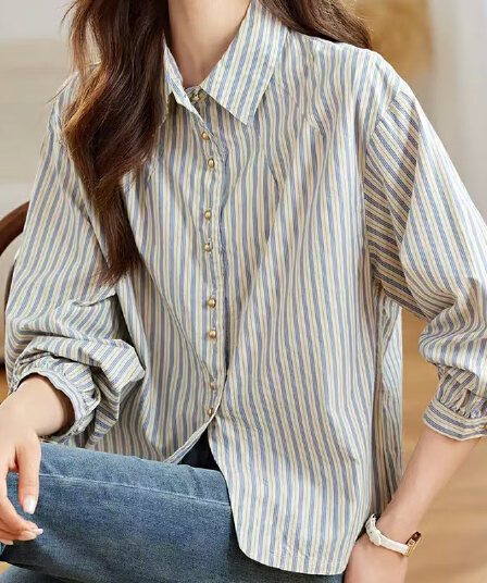 가을 의상 새로운 빅 사이즈 여성 의류 스트라이프 셔츠 긴팔 진주 버클 업 의류 한국 스타일 캐주얼 루즈핏 맨위