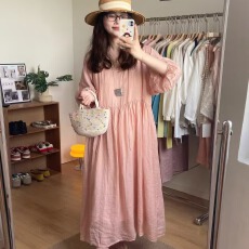 批发2026早<b class='q'>春</b>装大码女装粉色纯苎麻纯色大码V领系带连衣裙宽松女裙子