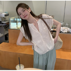 批发2026夏装大码女装设计感甜美<b class='q'>蕾丝</b>花边小飞袖无袖<b class='q'>娃娃衫</b>M 4XL200斤