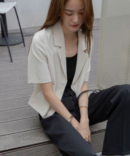 여름 드레스 새로운 빅 사이즈 여성 의류 작은 양복 쇼트 스타일 재킷 작은 키 디자인 센스 정장 맨위 m 4xl 200 kg