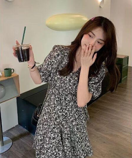 여름 드레스 새로운 빅 사이즈 여성 의류 한국 스타일 고급 센스 소금 부서 V넥 꽃무늬 반팔 드레스 m ~까지 4xl 200 kg