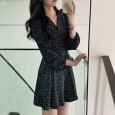 批发夏装<b class='q'>大码</b><b class='q'>女装</b>桑稚同款波点一片式V领连衣裙系带裙