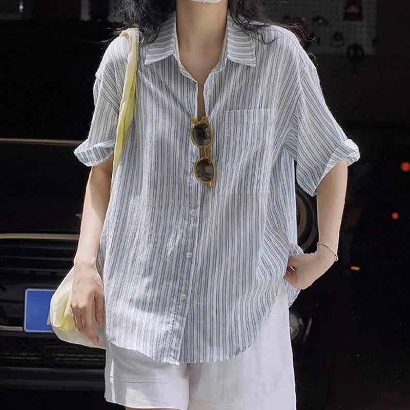 여름 드레스 새로운 빅 사이즈 여성 의류 레트로 스트라이프 면 린넨 반팔 셔츠 느긋한 느슨함 센스 외부 가져 가라. 루즈핏 맨위