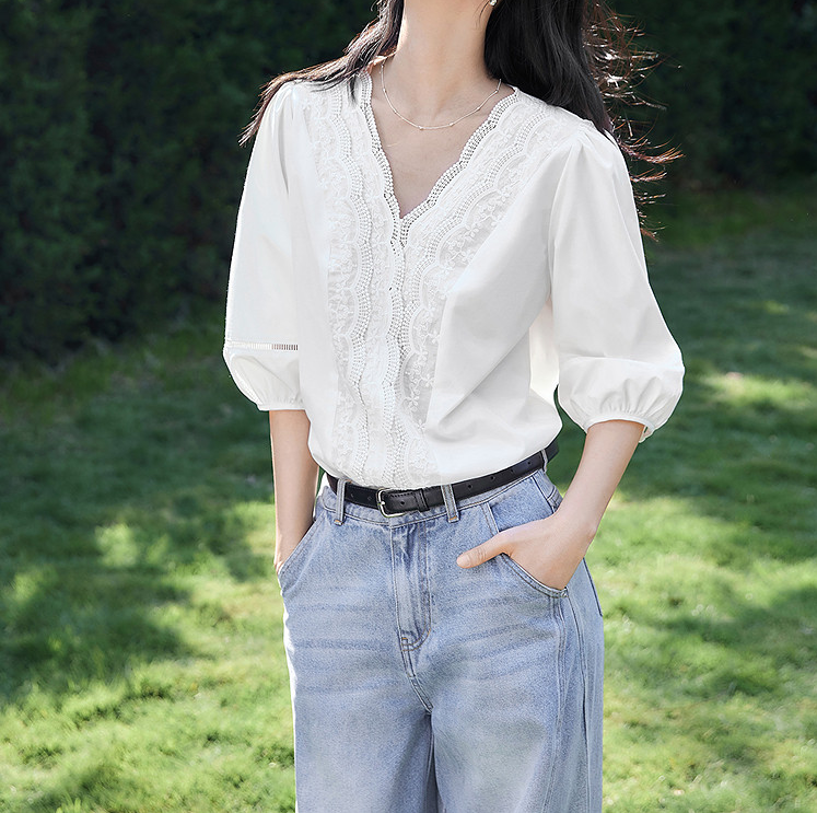 여름 새로운 프랑스식 홀로우 아웃 레이스 V넥 화이트 여성 셔츠 우아함 Chic 거품 소매 맨위