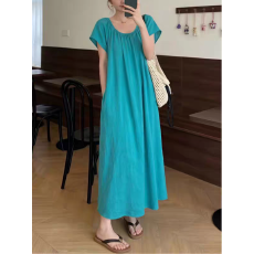 批发夏装新款法式精致短袖慵懒连衣裙大码胖MM高级显瘦旅游沙滩中长裙