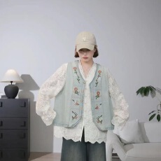 批发秋装新款韩版宽松显瘦<b class='q'>牛仔</b><b class='q'>马甲</b>女高级感别致独特宽松叠穿<b class='q'>马夹</b>套装