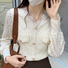 批发秋装新款大码女装蕾丝衬衫时尚上衣V领长袖打底衫