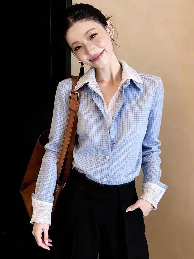 우아함 절묘한 파란색 페이크 레이어드 셔츠 품격 폴로 칼라 긴팔 체크무늬 레이스 측면에 의류 2026 봄 여성