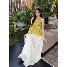 批发实拍 夏季新款纯色无袖<b class='q'>雪纺</b><b class='q'>衫</b>+<b class='q'>雪纺</b><b class='q'>半身裙</b>两件套女时尚套装