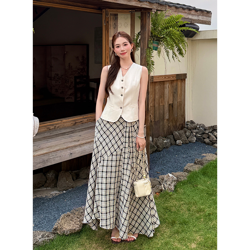 RY4179# 实拍 夏季新款女装无袖马甲+格子半身裙两件套女时尚套装