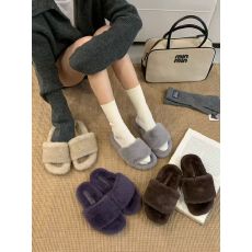 批发一片式显瘦小众设计感兔毛毛拖鞋外穿女秋冬居家防滑毛绒棉拖
