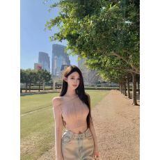 批发1/20 20:00Chill巧儿【恋雪诗集】性感斜肩短款露肩纯欲针织上衣