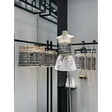 批发慵懒<b class='q'>条纹</b>系 舒适百搭显瘦<b class='q'>条纹</b>针织抹胸上衣女夏季