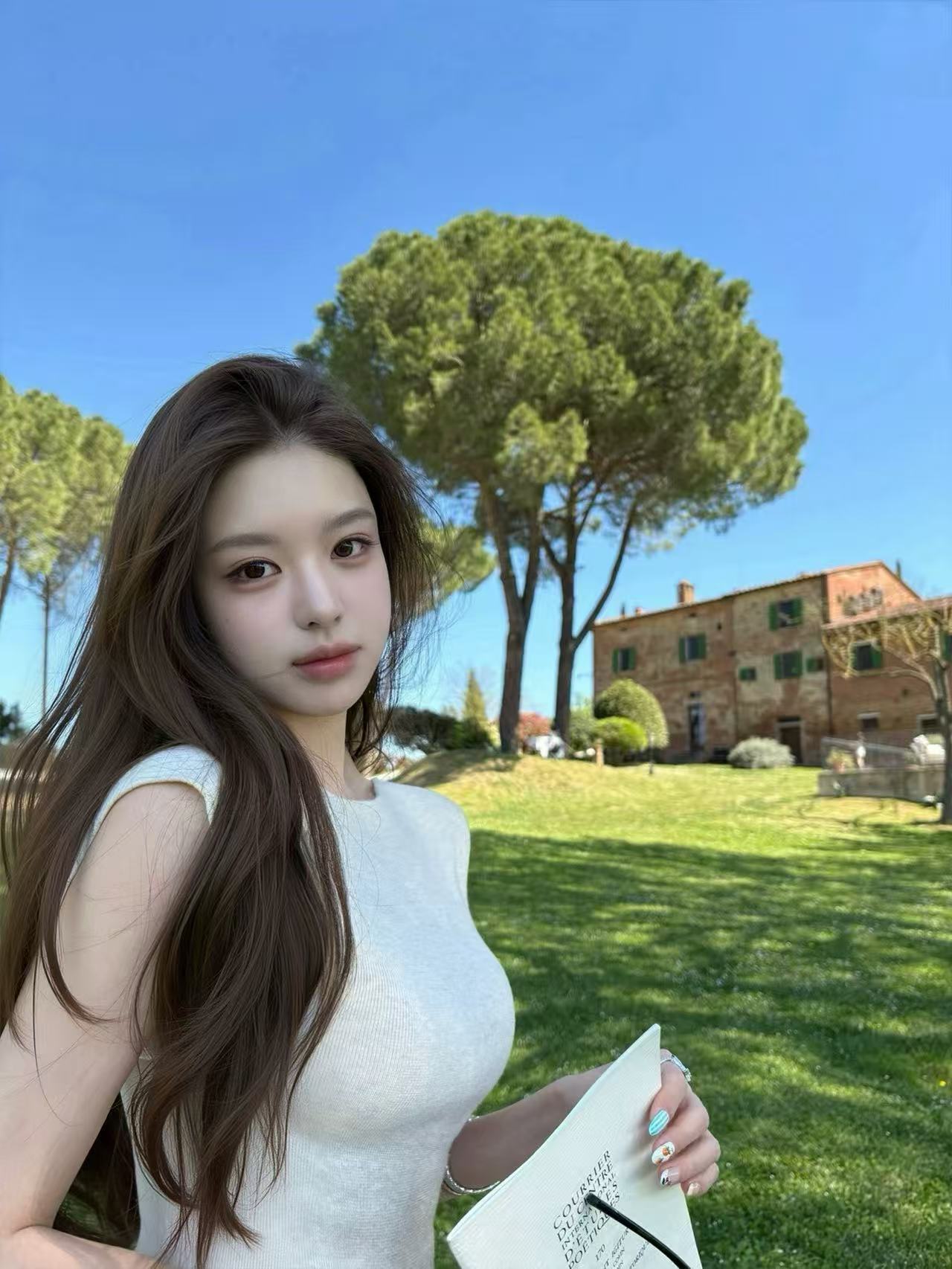 안녕하세요. 팬 팬 켄 콩 comfy 화이트 여성 품격 작은 날다 소매 니트 반팔 백리스 몸매 가꾸기 쇼트 스타일 맨위