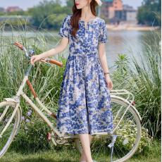 批发高端棉麻碎花<b class='q'>连衣裙</b>2026新款今年流行爆款收腰显瘦巨好看夏装裙子