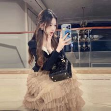 批发秋季快手网红同款法式方领泡泡<b class='q'>袖</b>针织衫上衣网纱蛋糕裙减龄套装女