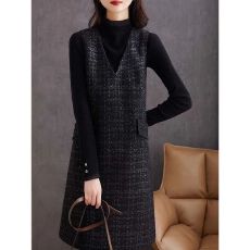 批发春秋新款减龄马甲<b class='q'>中长</b><b class='q'>连衣裙</b>复古小香风粗花呢无袖V领背心裙