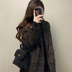 批发复古小香风格子<b class='q'>西装</b>呢子外套2024秋冬新款韩系加厚显瘦百搭毛呢