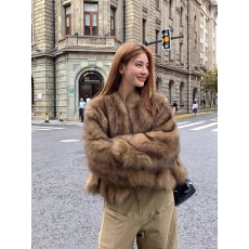 批发<b class='q'>秋</b>冬新款晕染霜色环保狐狸毛皮草毛毛外套女宽松显瘦大衣短款
