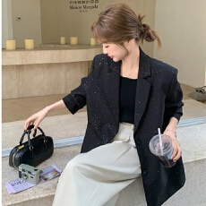 批发黑色小香风西装外套女2026春秋季新款高级感炸街宽松气质休闲西服