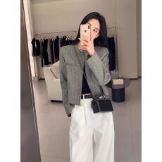 批发秋<b class='q'>冬</b>灰色短款小香风外套2026早秋女装新款独特超好看又a又飒夹克