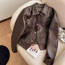 批发<b class='q'>秋</b>季新款薄款短款春<b class='q'>秋</b>款翻领多巴胺皮夹克时尚外套