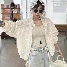 批发防晒韩版减龄宽松气质设计蕾丝洋气连帽开衫镂空上衣薄款外套