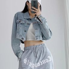 批发短款辣妹风牛仔外套女2026<b class='q'>春</b>秋季新款宽松百搭设计感炸街夹克上衣