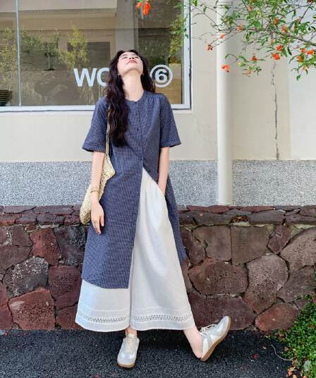 작은 청신 격자 무늬 셔츠 드레스 와이드 레그 팬츠 세트 여성 여름 2026 새로운 투피스 세트 ootd 착용 가져 가라. 연령 감소