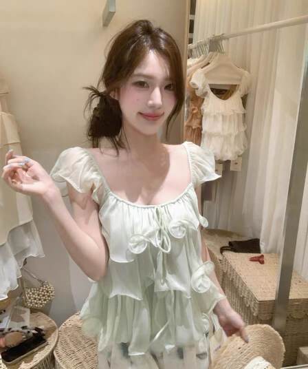 부드러운 달콤한 스타일 u 칼라 프릴 여성 셔츠 프랑스식 순수한 욕망 품격 루즈핏 슬림해 보이는 다용도 작은 날다 소매 맨위