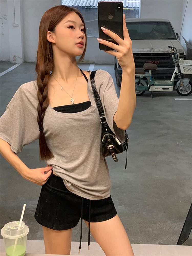 레트로 미니멀리즘 회색 반소매 티셔츠 여성 여름 새로운 핫걸 작은 대중 슬림해 보이는 다용도 기초 섹션 라운드 넥 맨위